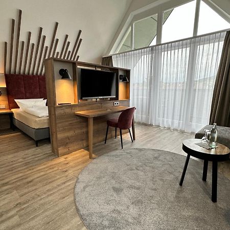 Hotel Mainpromenade ***S Karlstadt Bagian luar foto