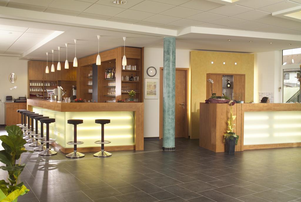 Hotel Mainpromenade ***S Karlstadt Bagian luar foto