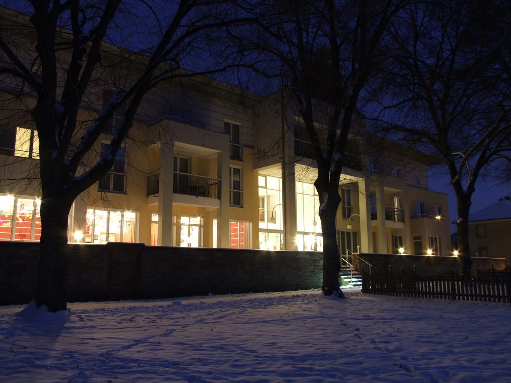 Hotel Mainpromenade ***S Karlstadt Bagian luar foto