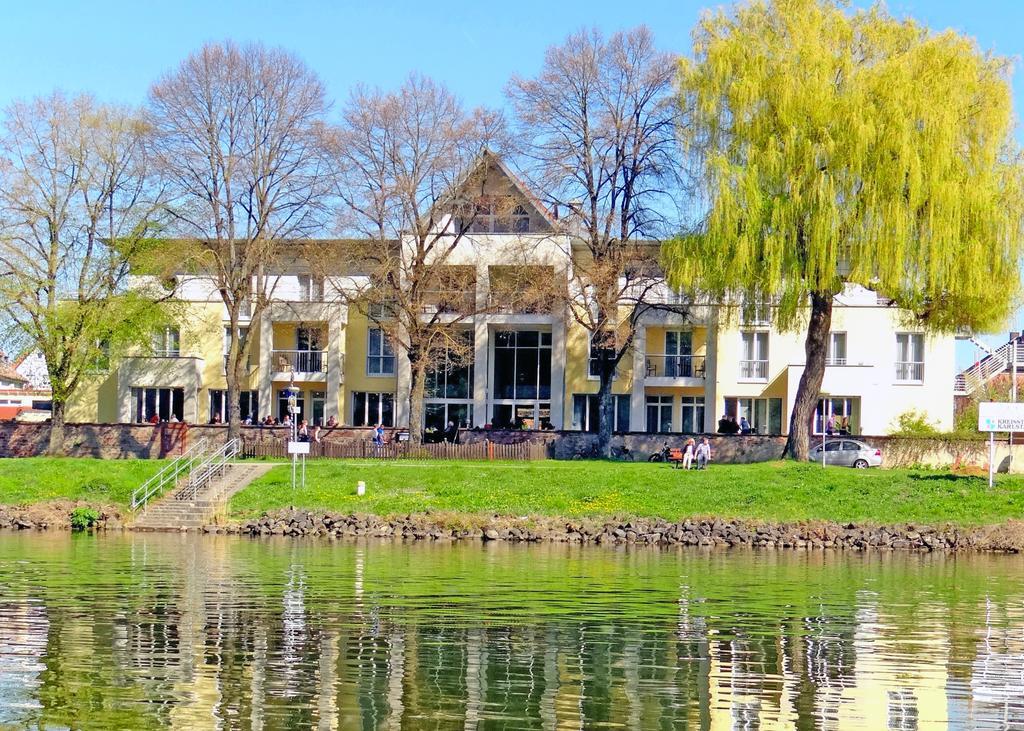 Hotel Mainpromenade ***S Karlstadt Bagian luar foto